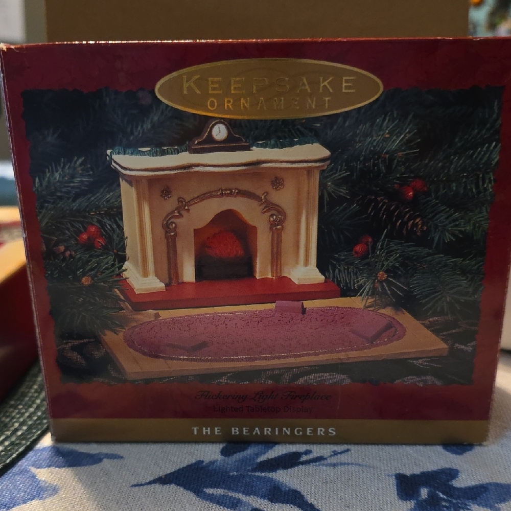 Hallmark The Bearingers Fireplace